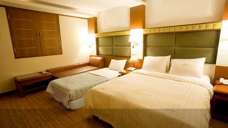 Reborn Suwon Silkroad Hotel Exterior foto